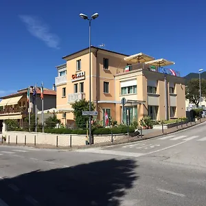 Meublé Ca' Rodi 3 Leoni Crespano del Grappa
